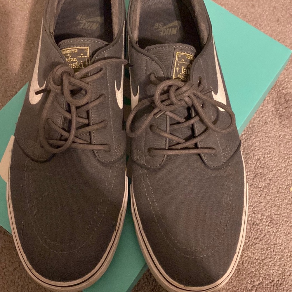 Nike janoski. 11.5. Excellent.
